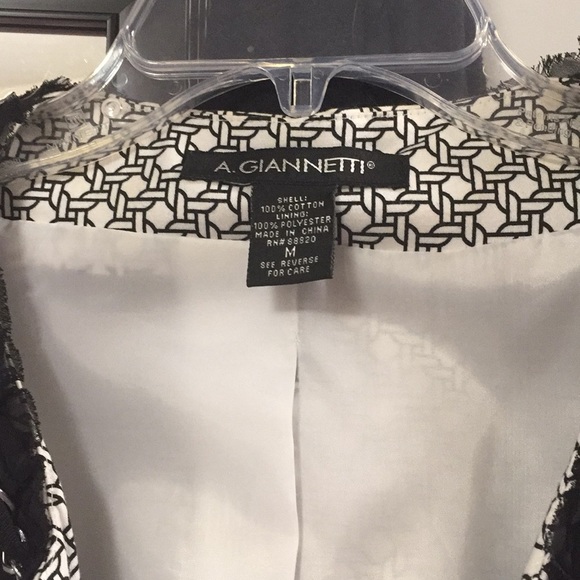 Blazer - Picture 3 of 3